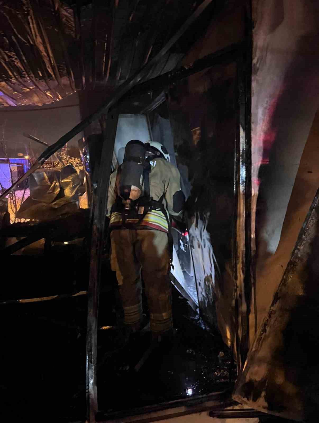 Antakya’da konteyner yangını