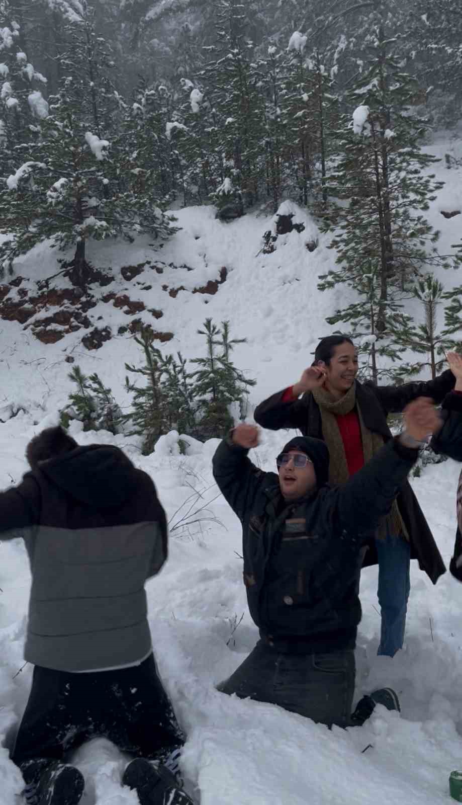 Muğla&rsquo;da vatandaşlar karın keyfini &ccedil;ıkarttı
