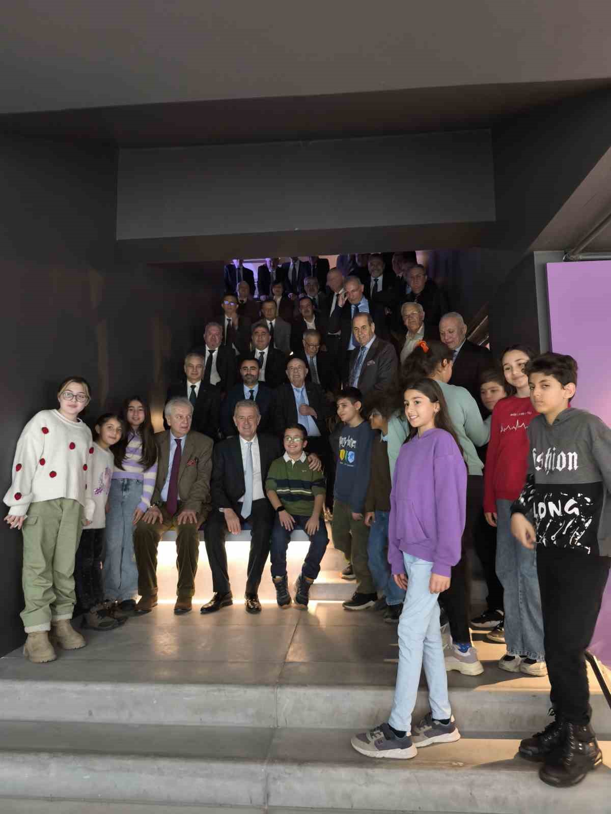 İzQ&rsquo;dan rekor yılı: 2025&rsquo;te 800 aktif &uuml;ye, 16 bin 500 katılımcı
