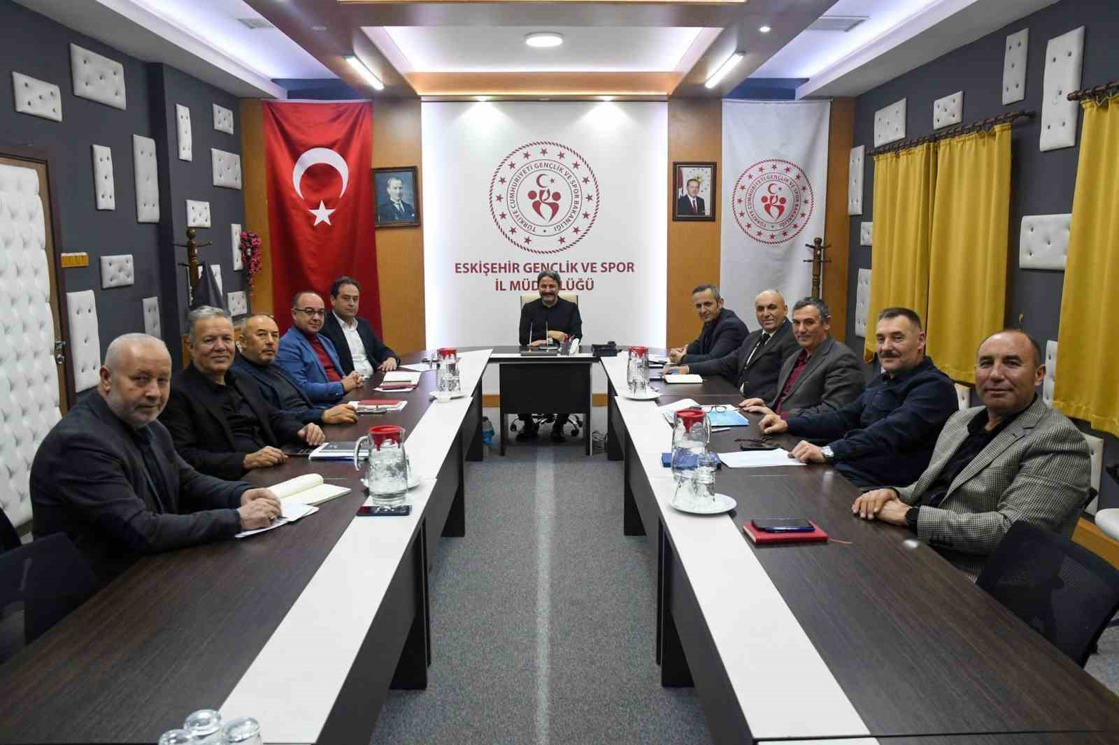 Gençlik ve Spor İl Müdürlüğü’nde yılın ilk değerlendirme toplantısı gerçekleşti