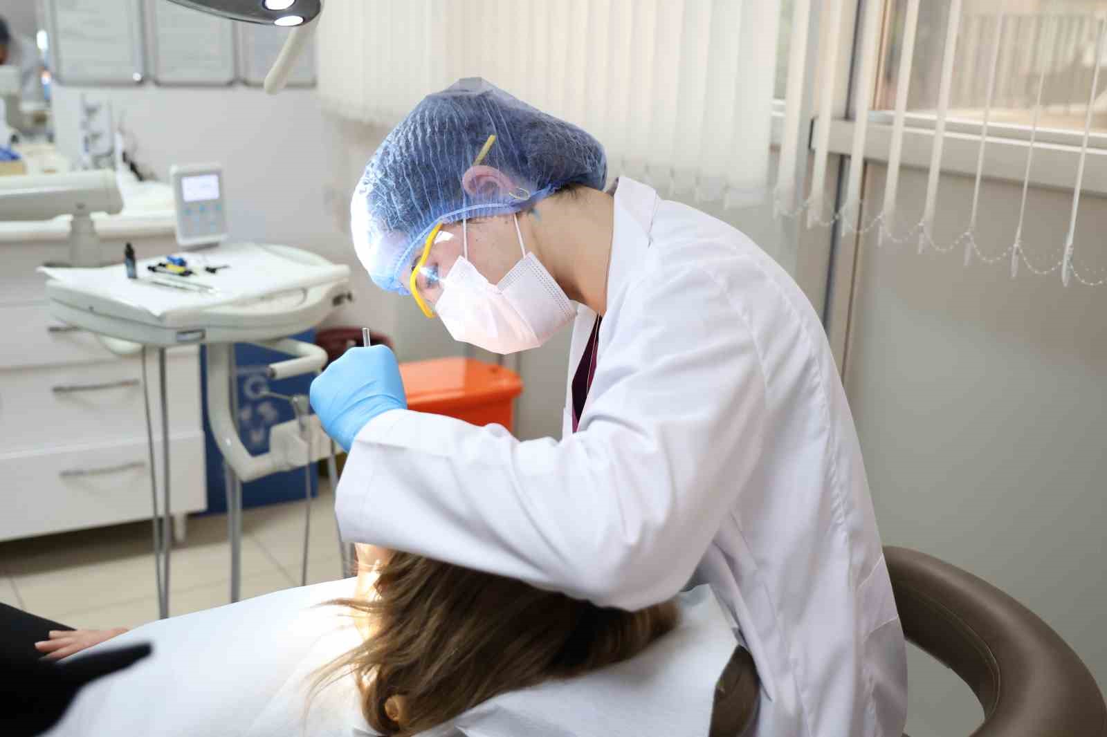 B&uuml;y&uuml;kşehir&rsquo;in Ağız ve Diş Sağlığı Polikliniği&rsquo;nde 2025&rsquo;te 7 bin vatandaşa hizmet verildi
