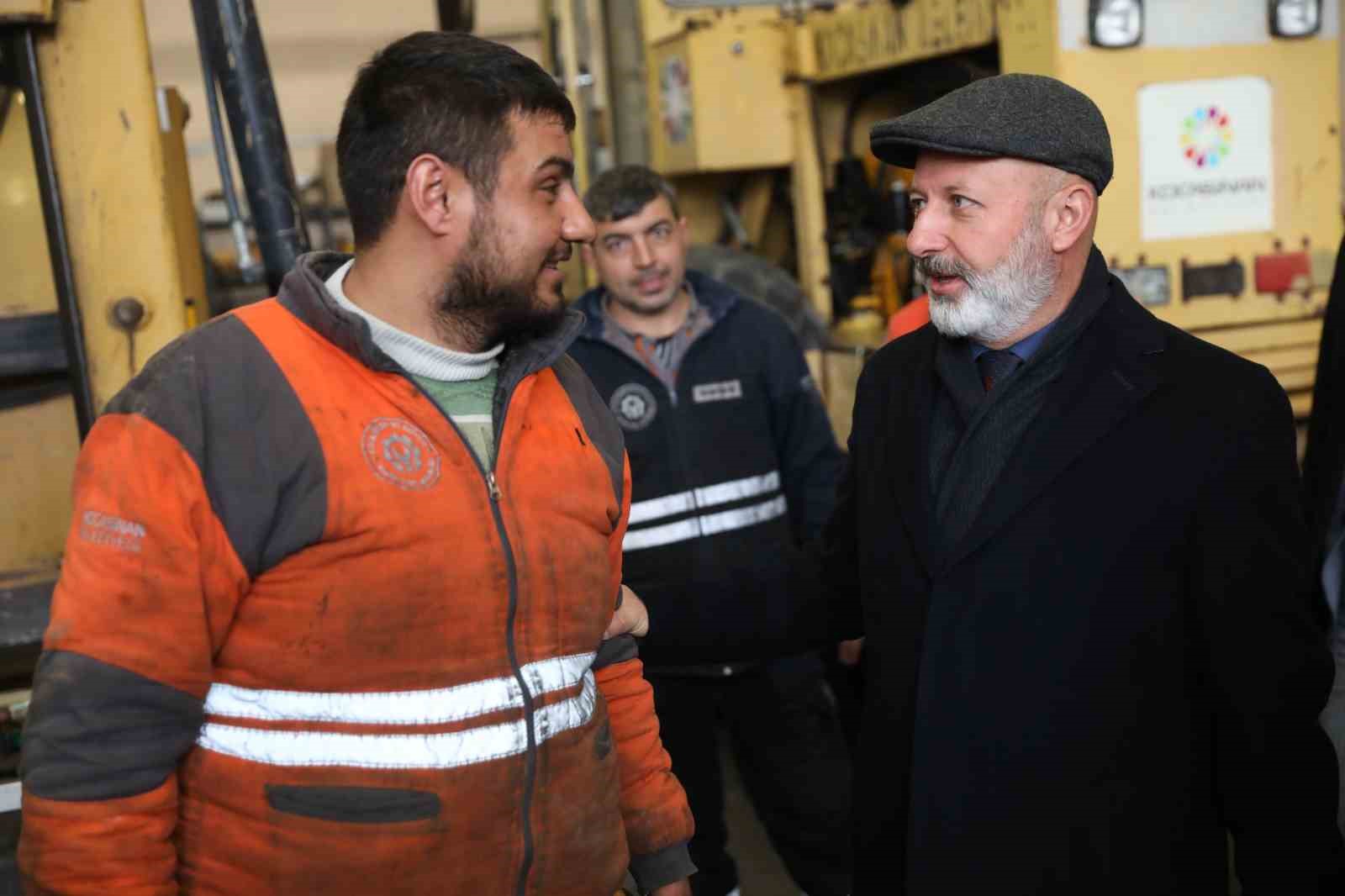 Başkan Çolakbayrakdar: "Şehrimizin ihtiyaçlarını fabrika gibi çalışan kendi atölyelerimizde üretiyoruz"