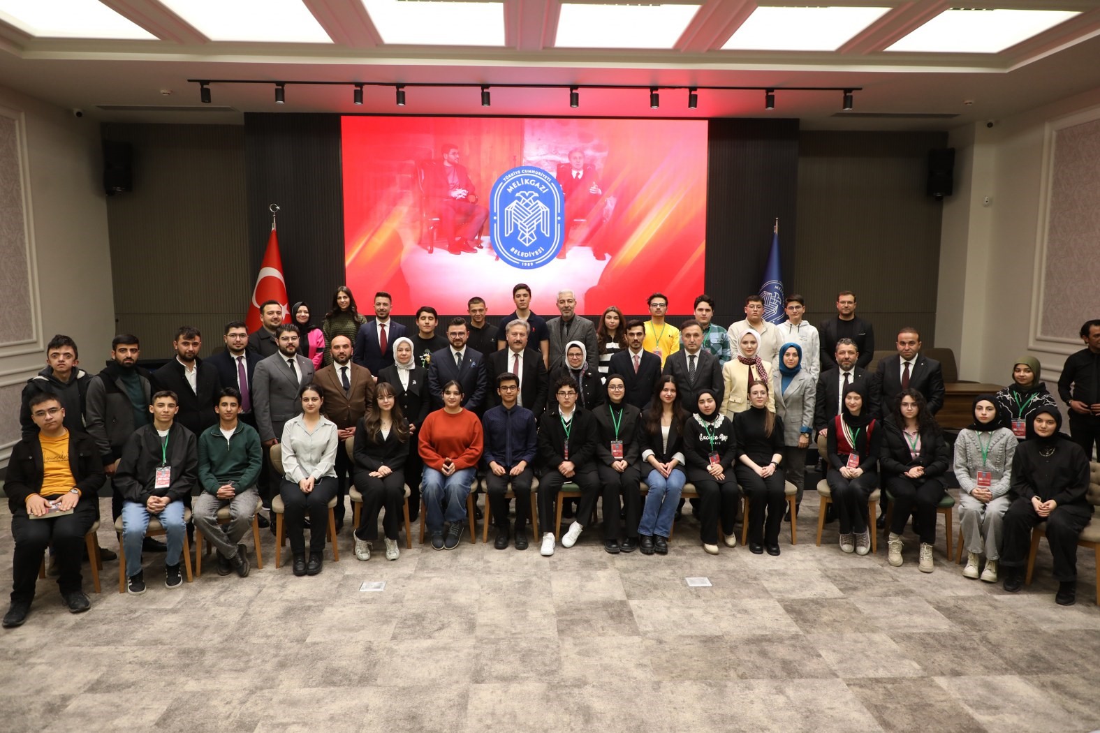 Mektep Melikgazi’de eğitim alan gençler topluma ışık olacaklar