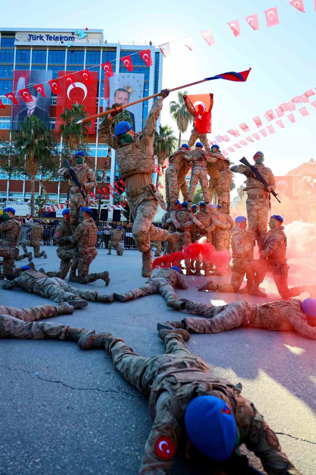 Adana’nın düşman işgalinden kurtuluşu coşkuyla kutlandı