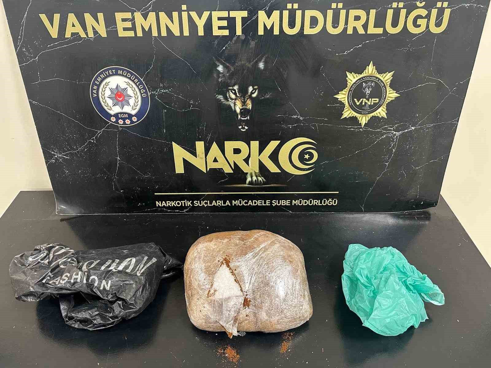 Van’da 13 kilo metamfetamin ele geçirildi