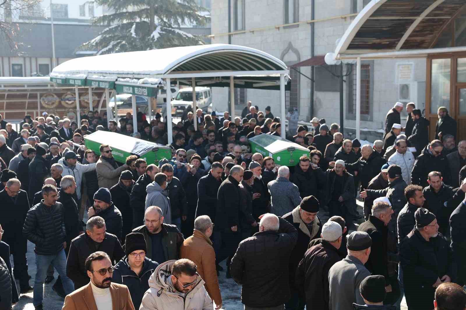 Başkan Özdoğan’dan Ekici ailesine taziye