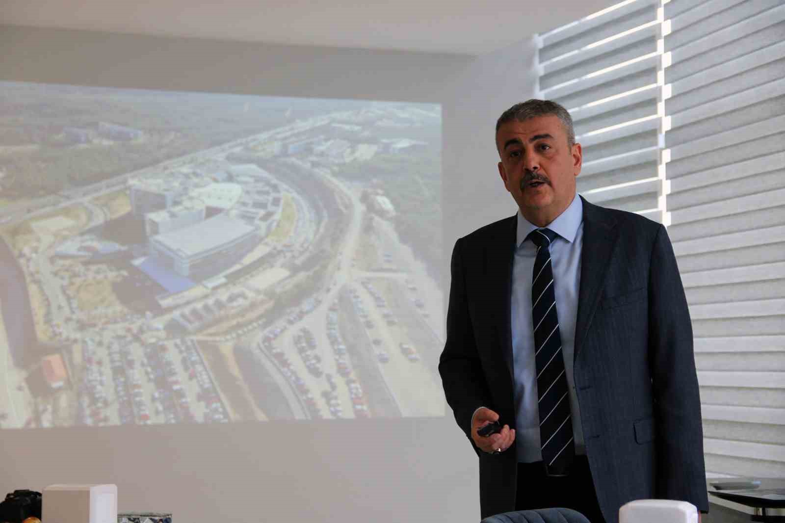 Muğla EAH Başhekimi Prof. Dr. Acar: "Günlük 6 bin 500 poliklinik hizmeti sunuyoruz"