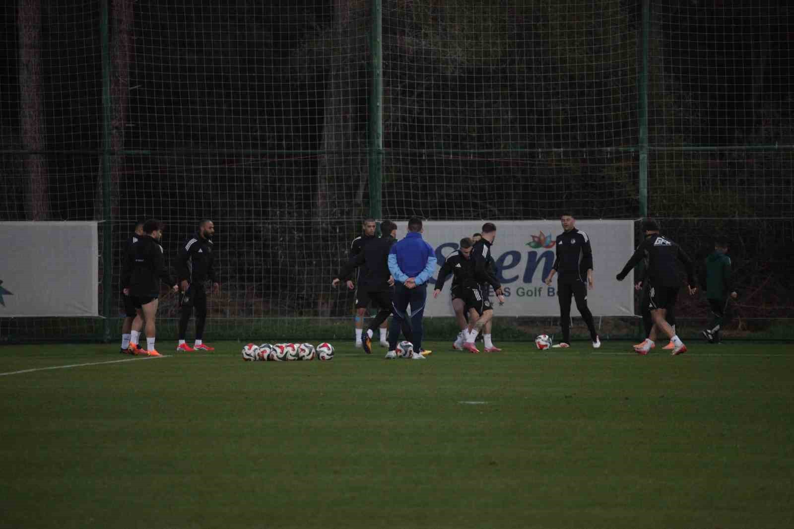 Burak Yılmaz: "Her ma&ccedil;ı kazanmak istiyoruz"
