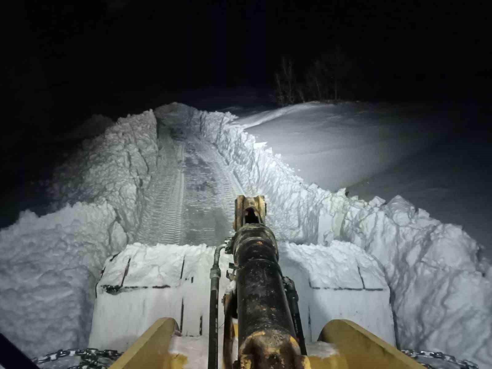 Elazığ’da kapalı köy yolları açıldı