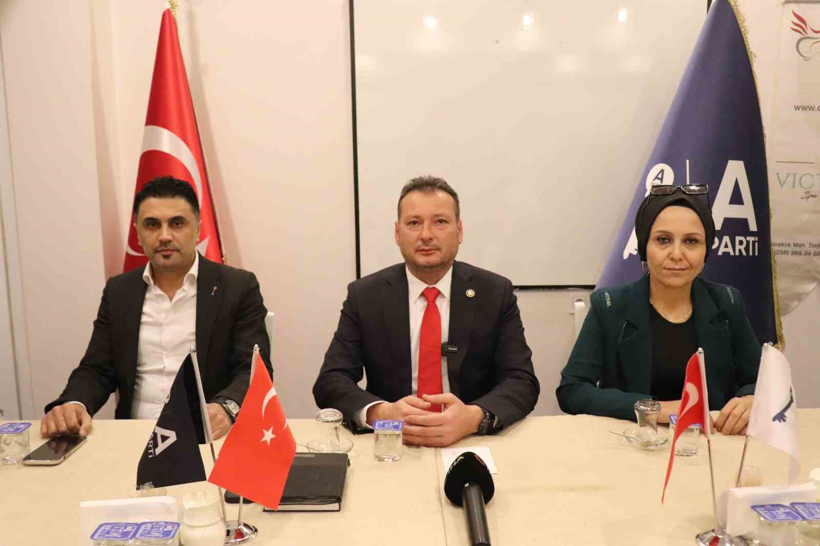 Başkan Saruhan: "Anahtar Parti bu milletin umududur"