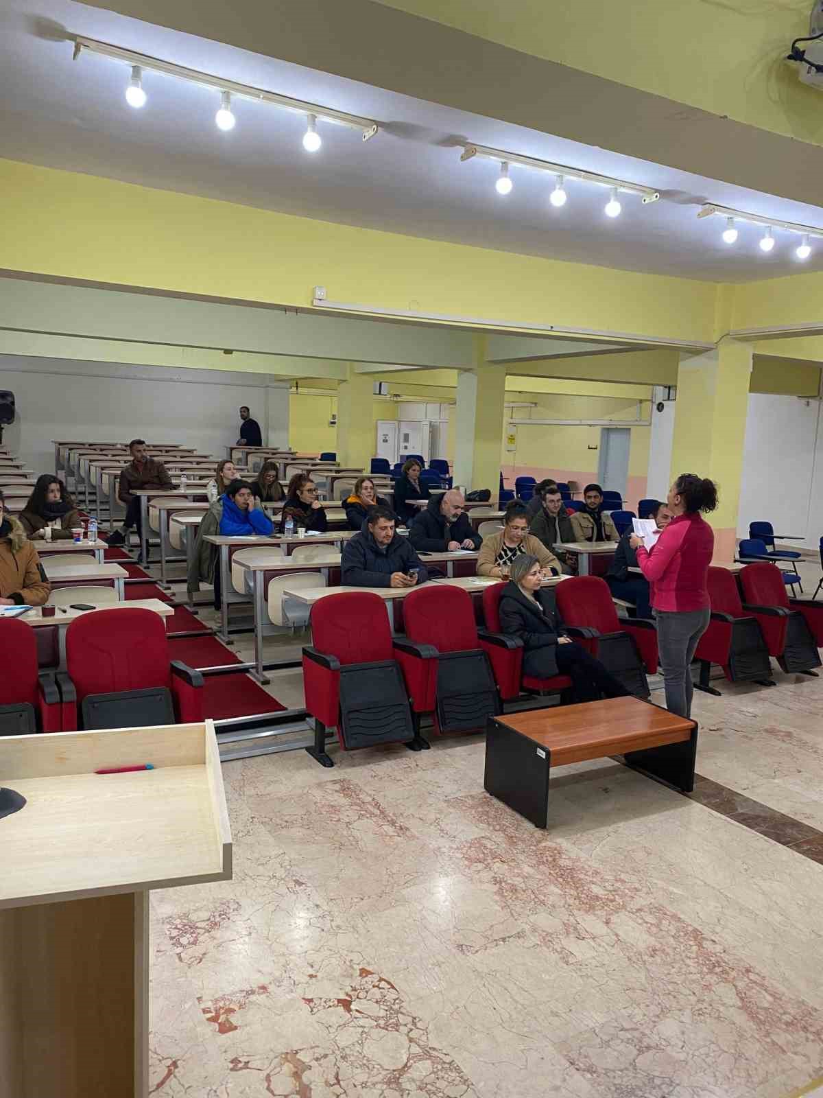 Edremit MYO &ouml;ğrencilerine hijyen eğitimi verildi
