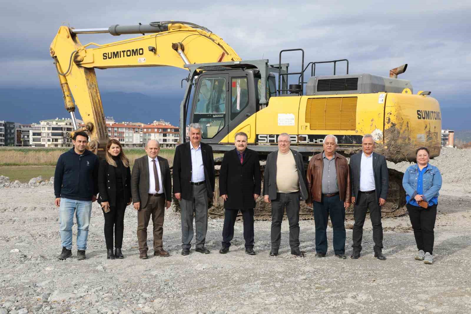 Kaymakam Odabaş, Jeotermal Sera OTB alanını inceledi