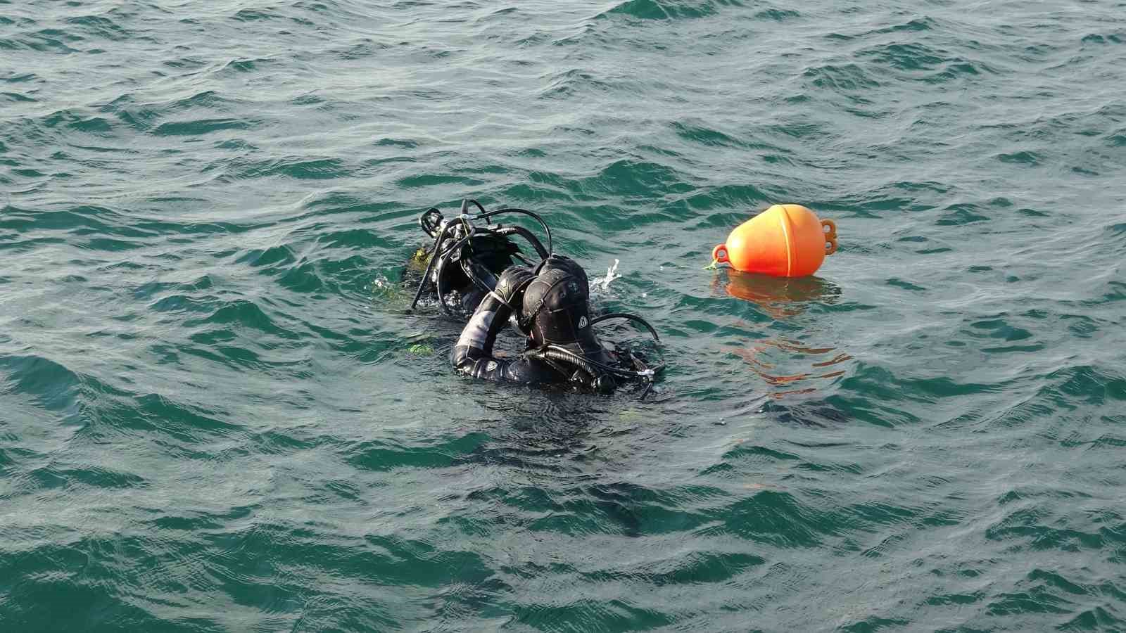 Adalar’da denize düşen şahıs 8 gündür aranıyor