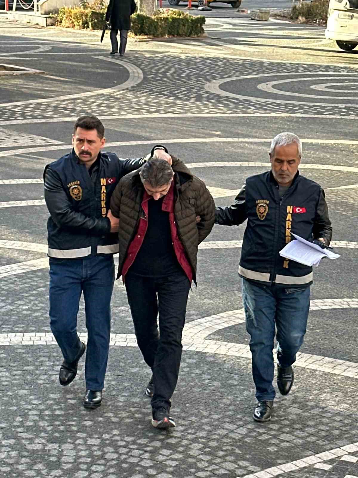 Akşehir&rsquo;de 10 milyon liralık uyuşturucu operasyonu
