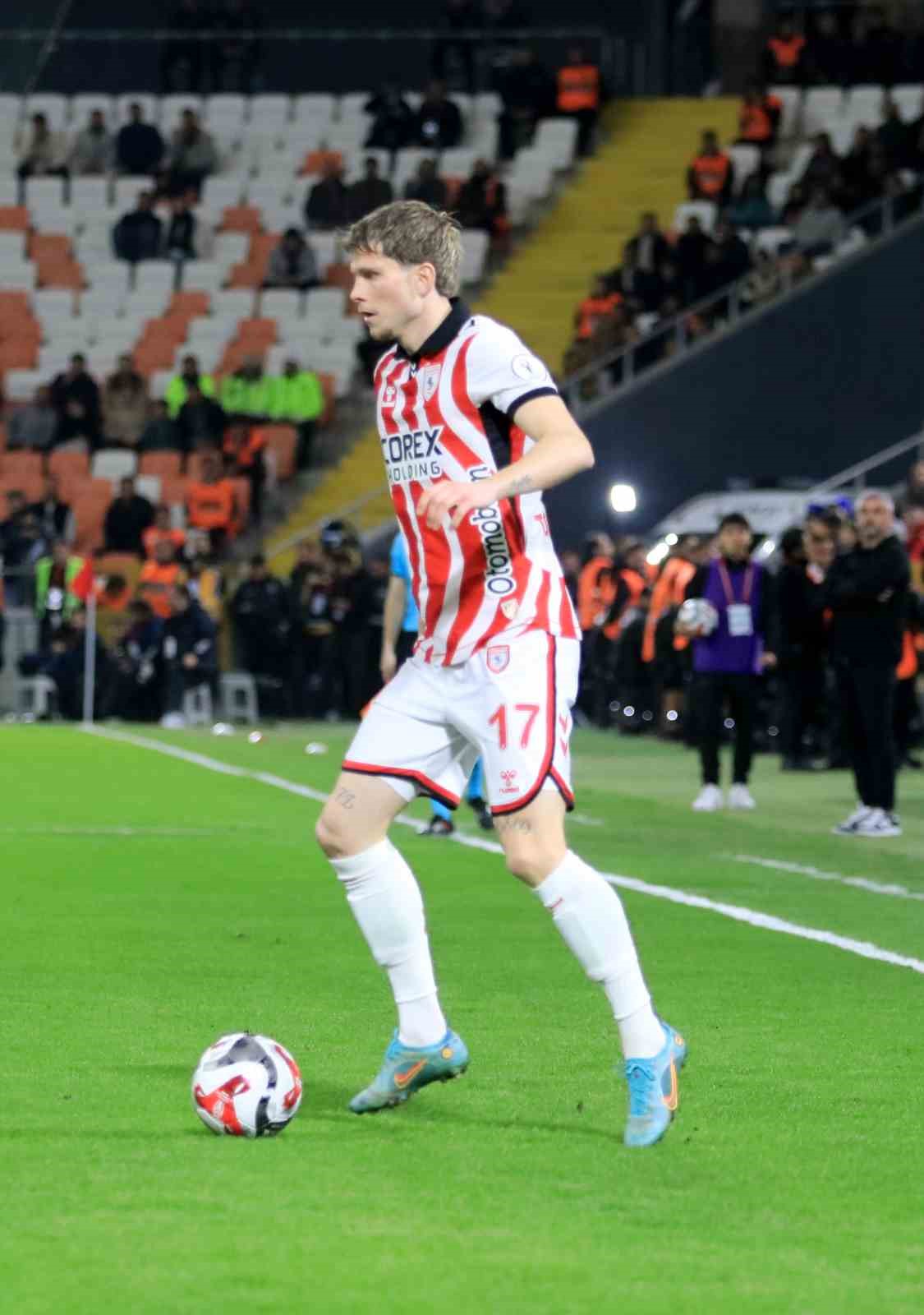 Turkcell Süper Kupa: Fenerbahçe: 1 - Samsunspor: 0 (Maç devam ediyor)