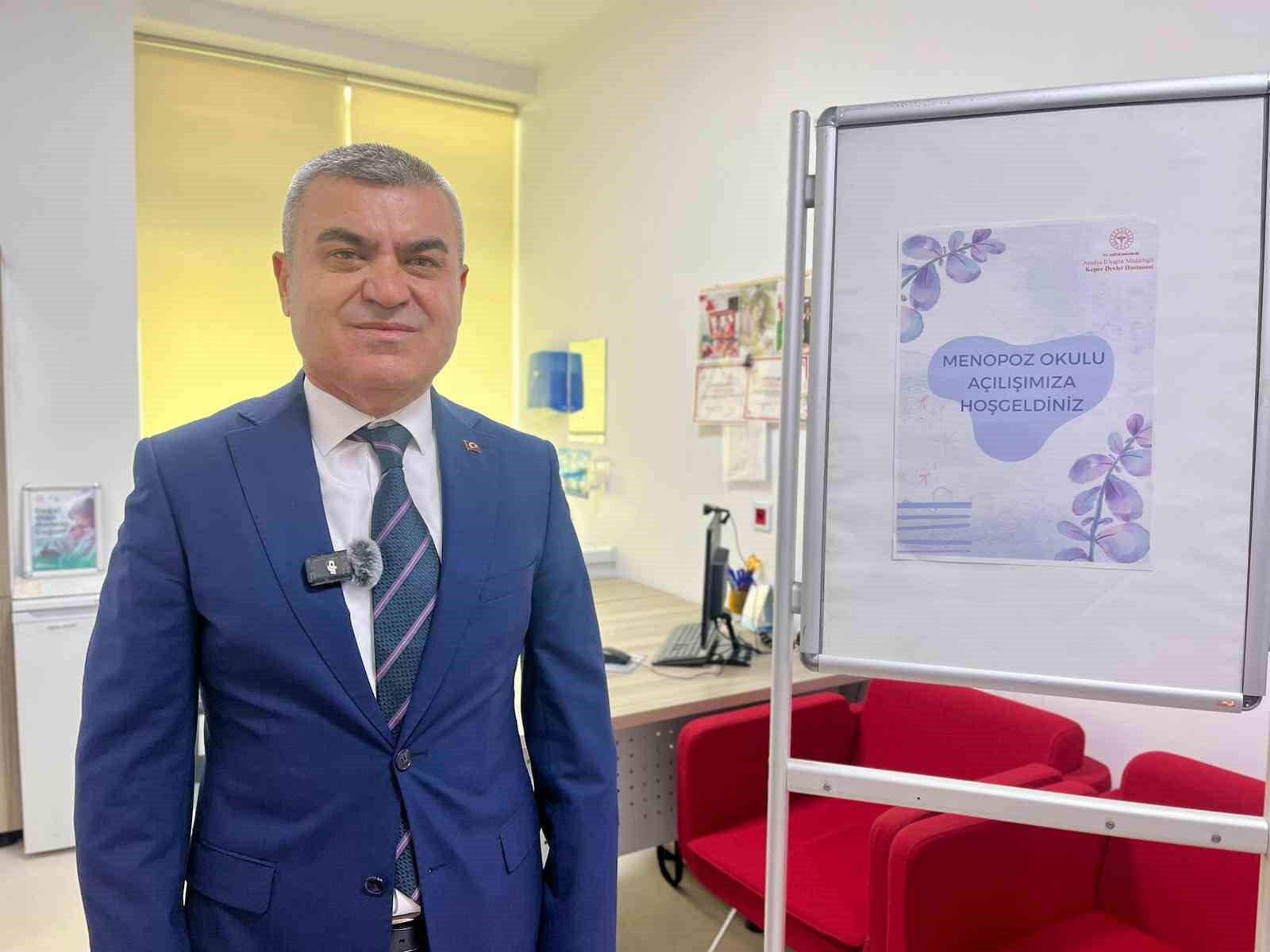 Antalya’nın ilk ‘Menopoz Okulu’ Kepez Devlet Hastanesi’nde açıldı