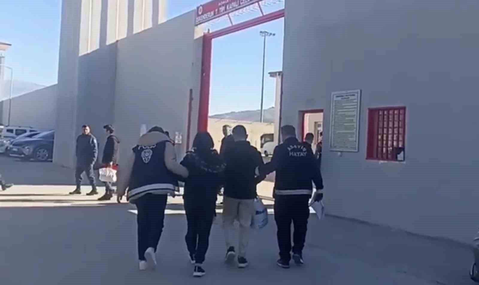 İskenderun’da asayiş operasyonu; 2 tutuklama