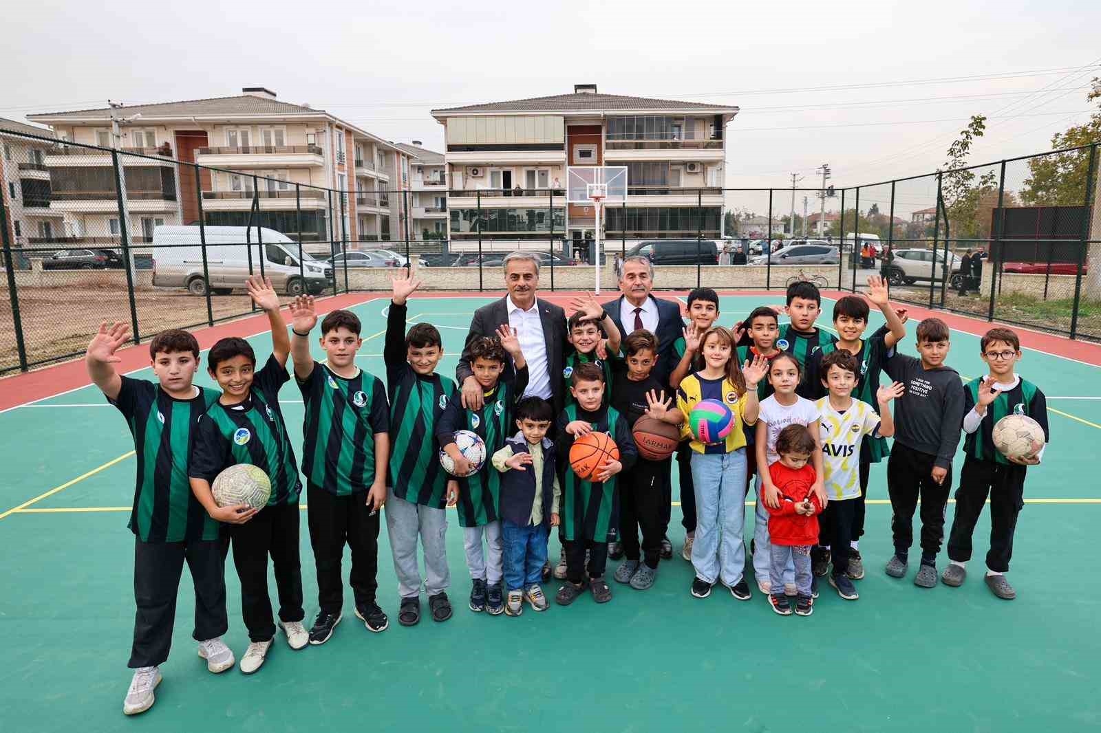 Sakaryalı sporcular 1 yılda 275 kez k&uuml;rs&uuml;ye &ccedil;ıktı
