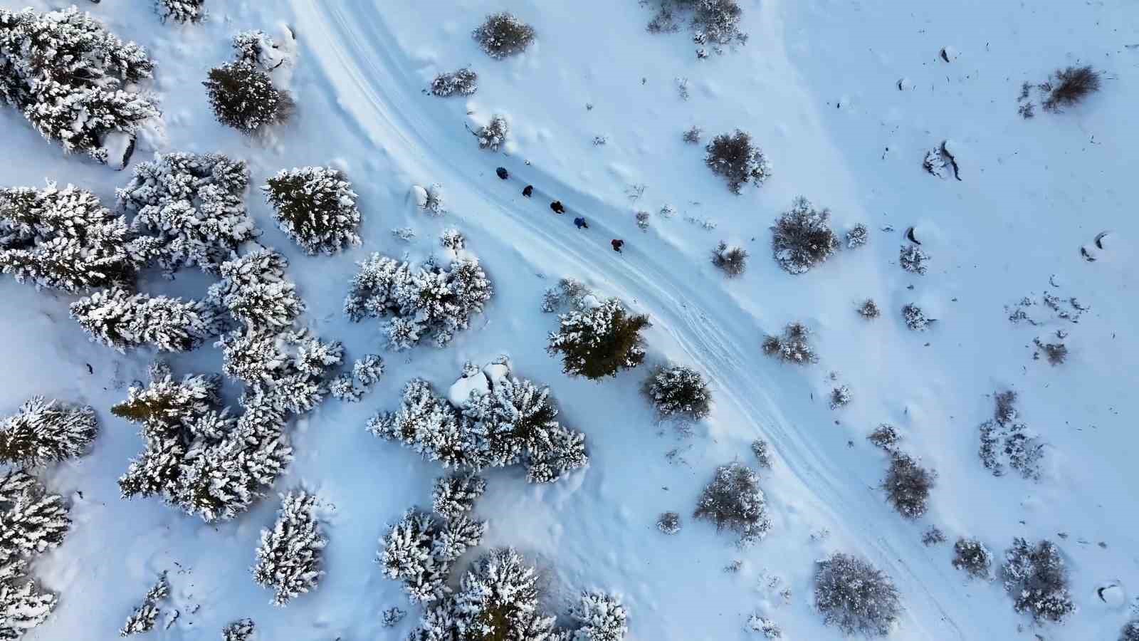 Aladağlar&rsquo;da ziyaret&ccedil;ilere d&ouml;rt mevsim g&ouml;rsel ş&ouml;len
