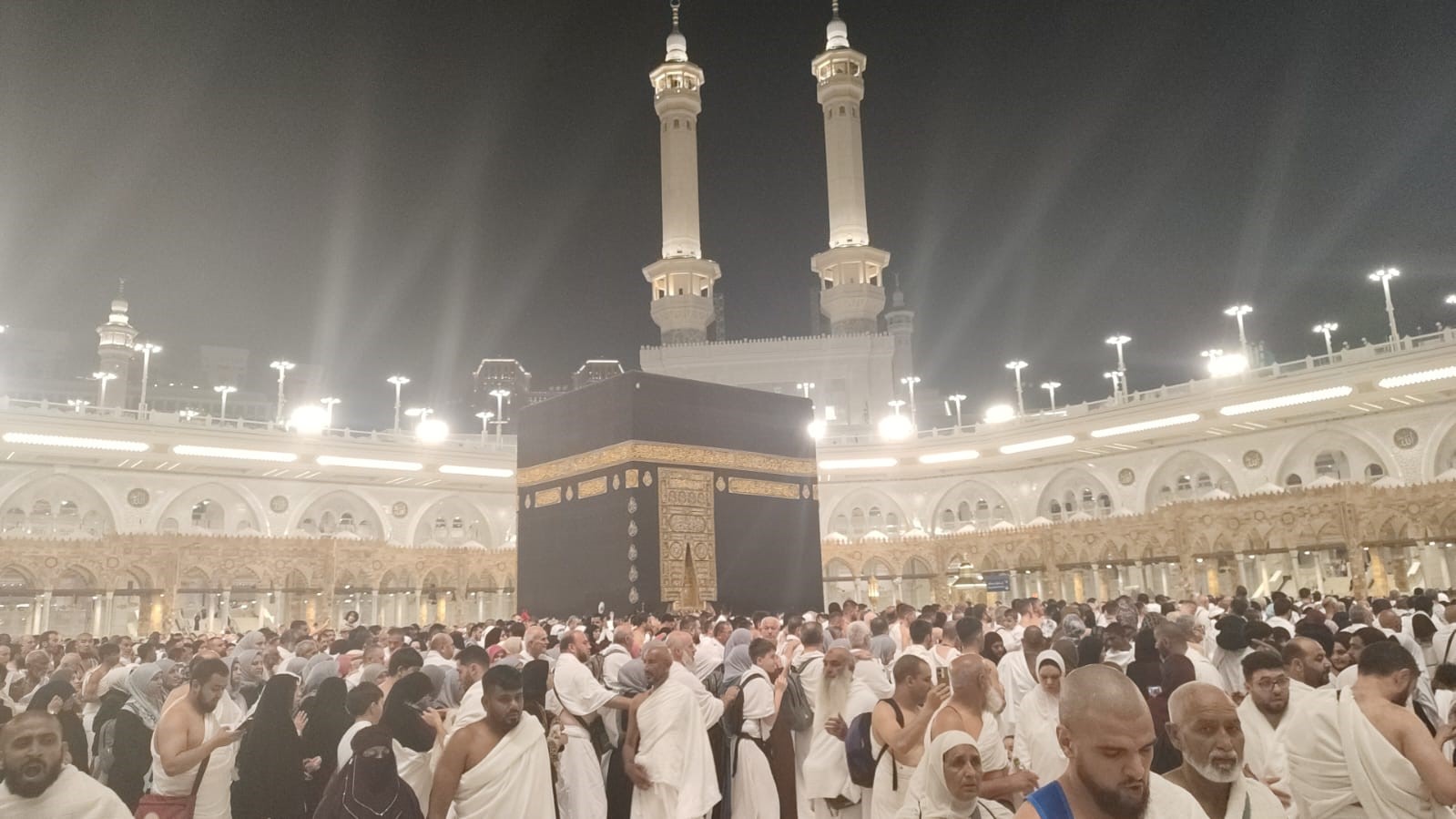 Denizlili umreciler Mekke’de ilk umre ibadeti gerçekleştirildi