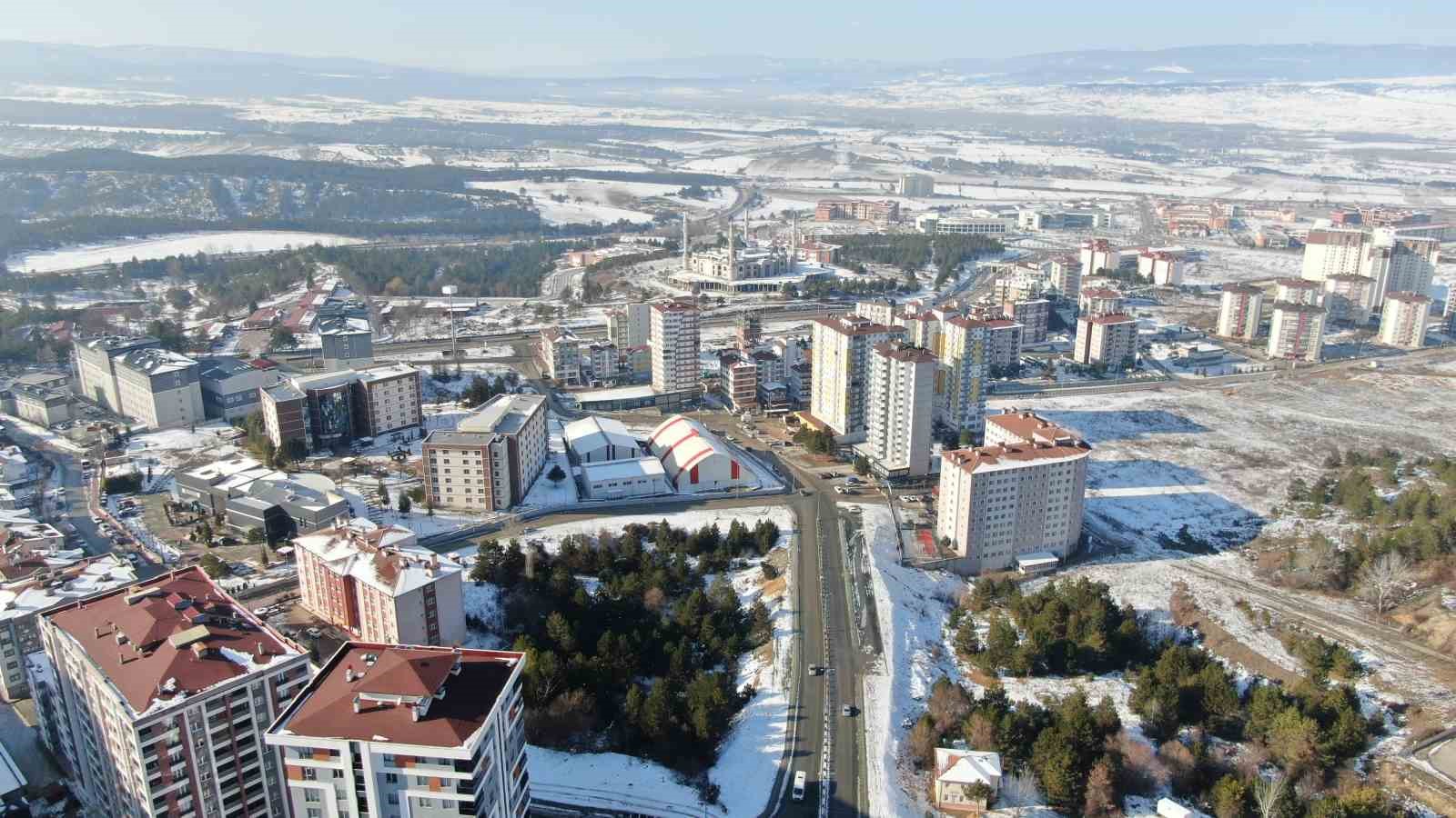 Kastamonu&rsquo;da kış ayında 3 g&uuml;nd&uuml;r yaşanan su kesintisi vatandaşları mağdur etti
