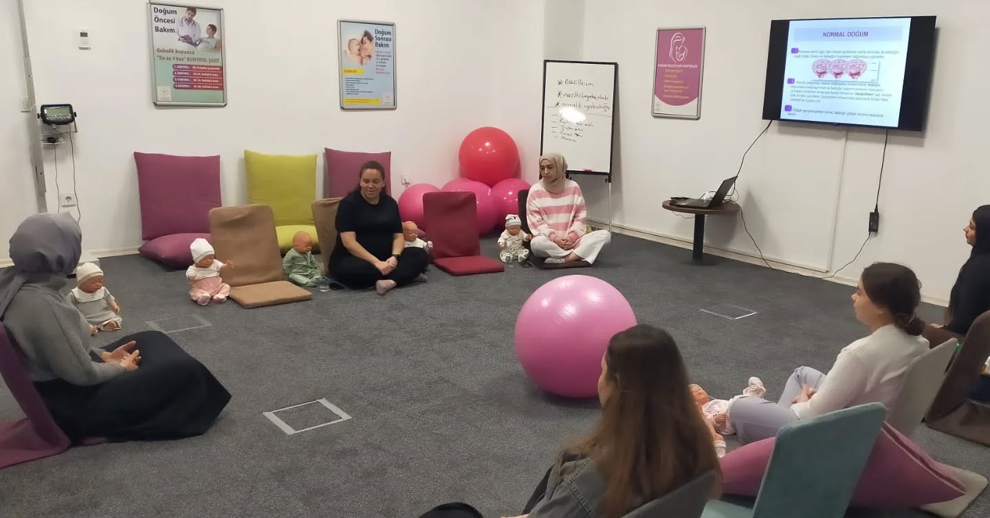 Nazilli&rsquo;de gebe okulunda eğitimler s&uuml;r&uuml;yor
