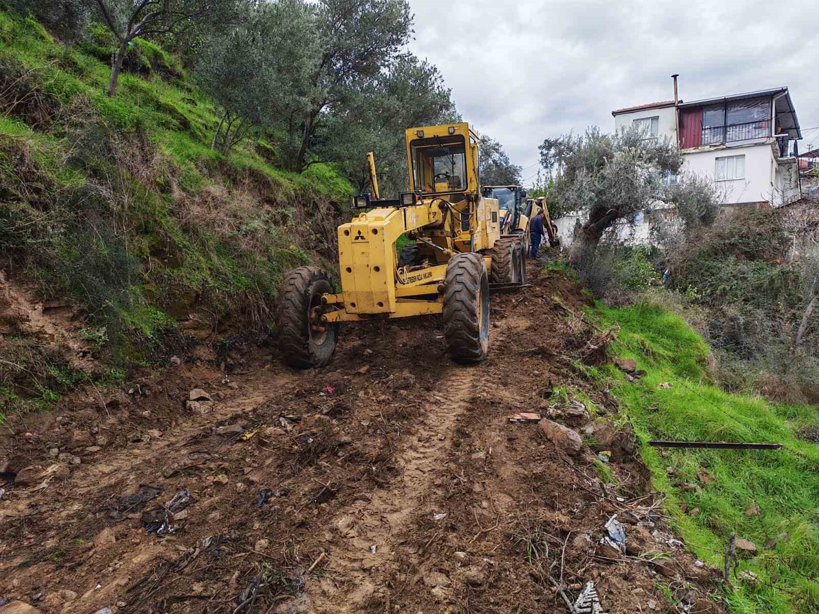 Aydın&rsquo;ın ulaşım altyapısı B&uuml;y&uuml;kşehir Belediyesi ile g&uuml;&ccedil;leniyor
