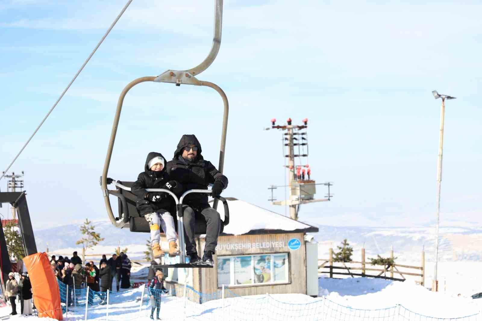 Odak Samsun otob&uuml;sleri ile kışın rota "Ladik Akdağ"
