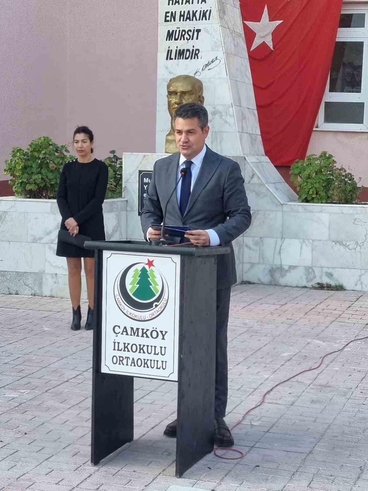 &Ccedil;amk&ouml;y İlkokulu yeni oyun alanına kavuştu
