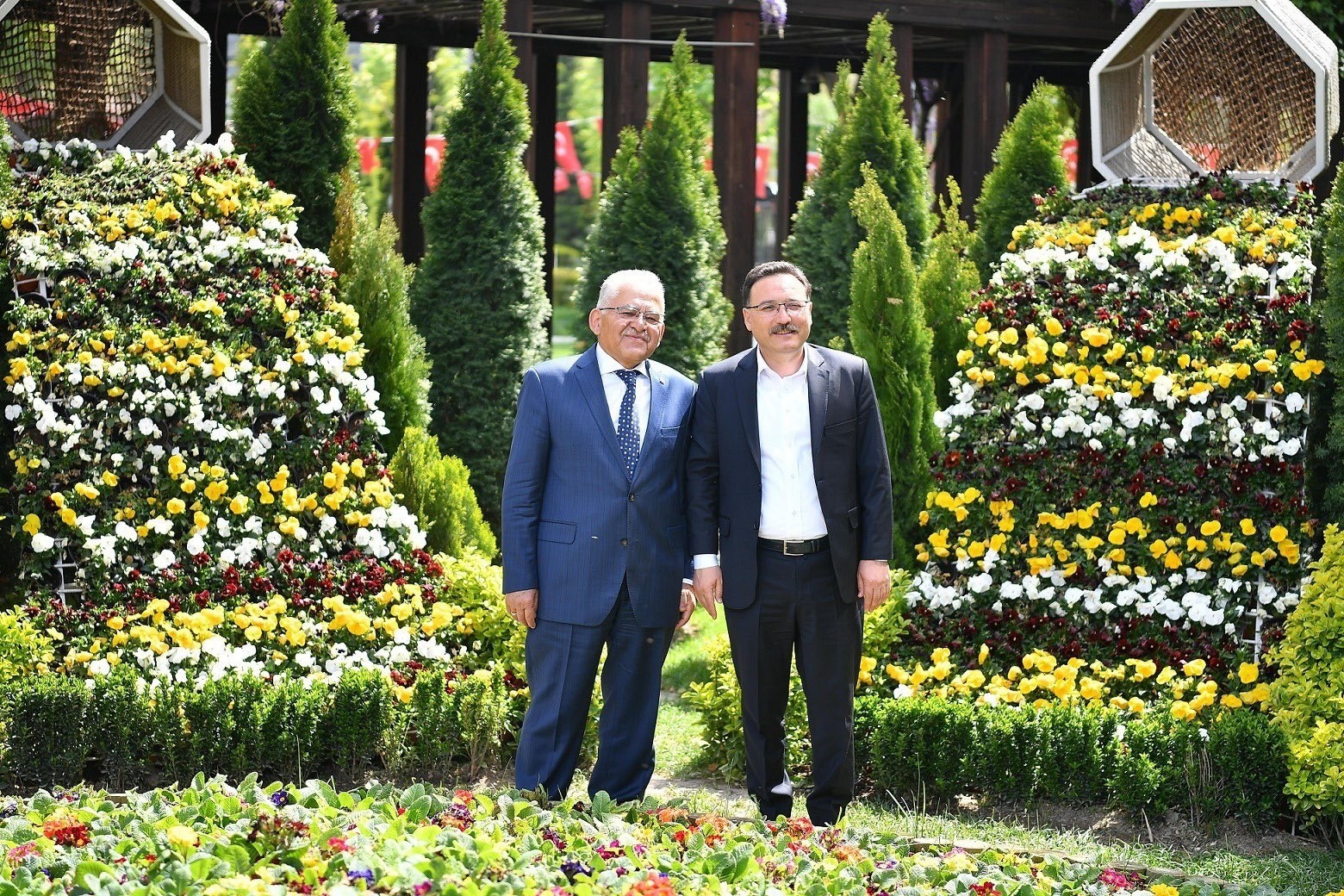 Valiler kararnamesi sonrası anlamlı paylaşım