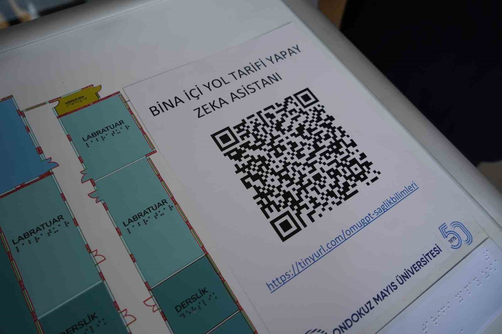 G&ouml;rme engelli &ouml;ğrenci, yapay zeka asistanı sayesinde 4 yılda ilk kez tek başına kantine gidebildi
