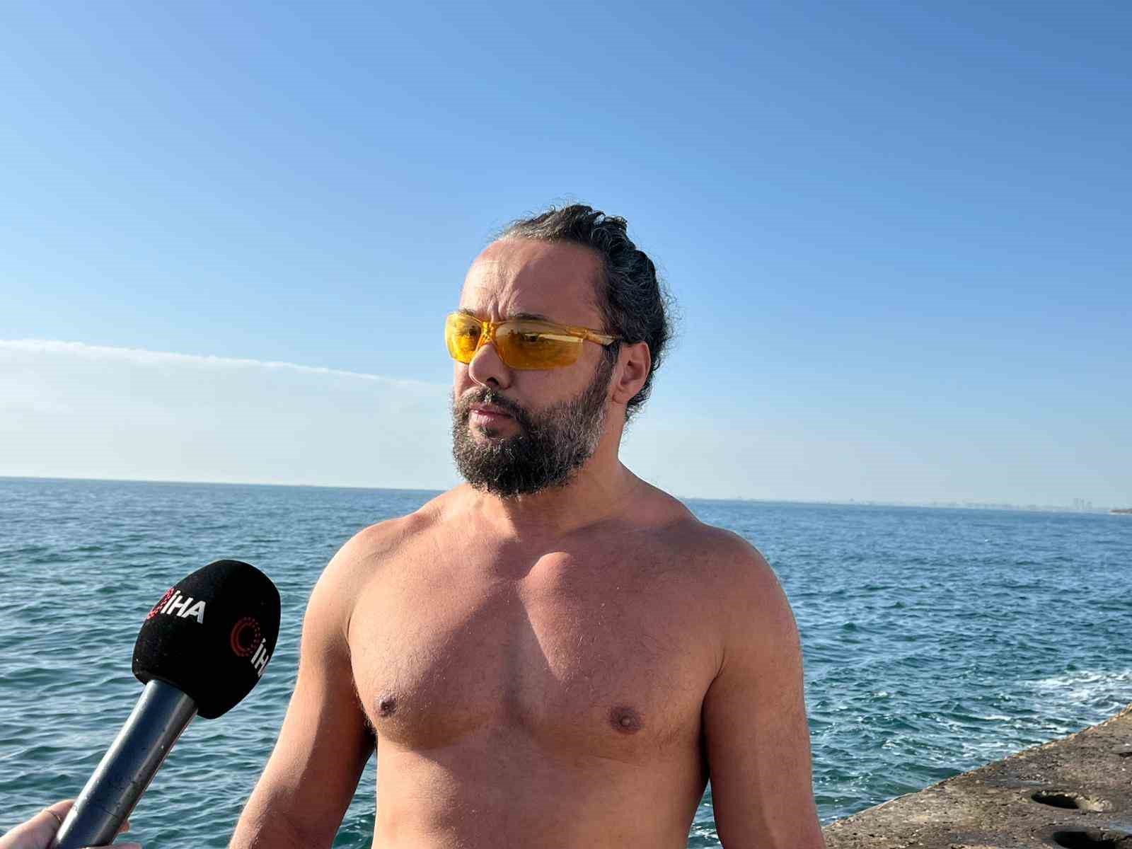 Kadıköy’de denizdeki dalgaların çarptığı 3 yüzücünün arkadaşı konuştu. "Arkadaşlarımızın amacı denize girmek değildi"