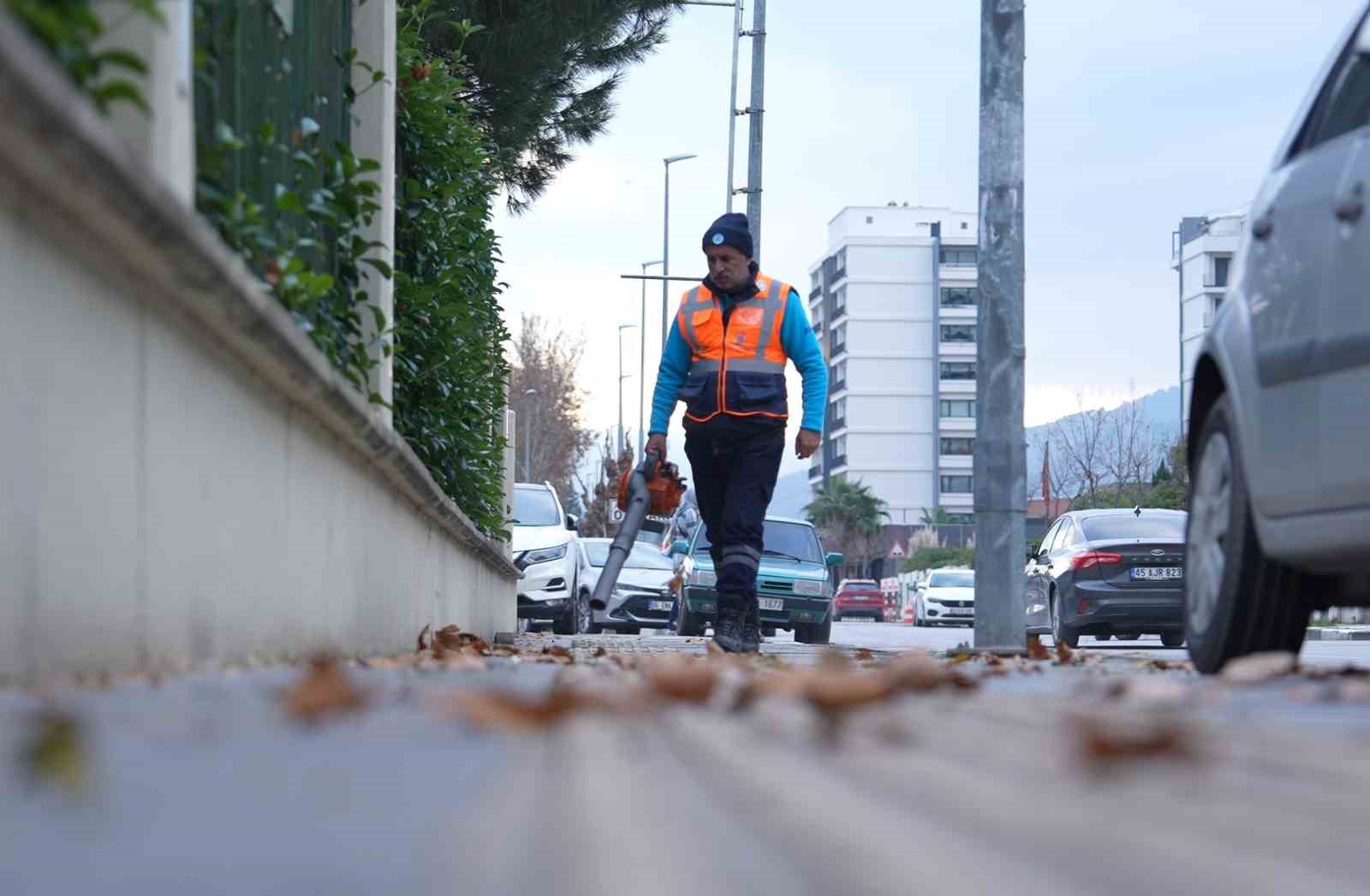 Manisa&rsquo;da &ccedil;evre kirliliğine &lsquo;&Ccedil;&ouml;p Avcıları&rsquo; dur diyecek
