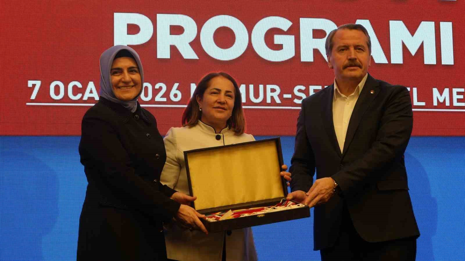 Memur-Sen Genel Başkanı Yal&ccedil;ın: "Kadınların, sendikacı kadınlar olması konusundaki kendilerinin g&ouml;sterdiği hareketi ve bereketi bizzat hissediyorum"
