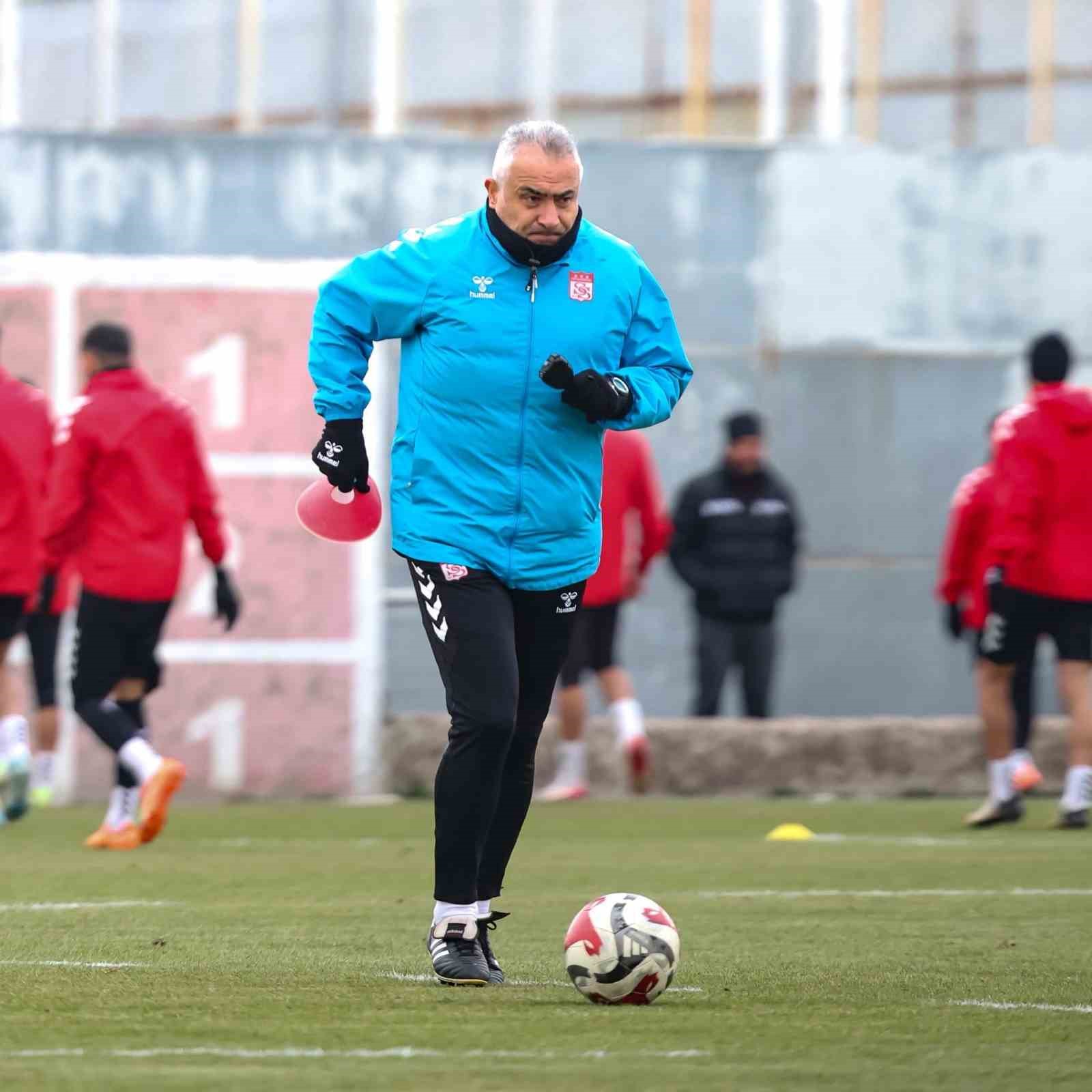 Sivasspor&rsquo;dan Mehmet Altıparmak i&ccedil;in a&ccedil;ıklama
