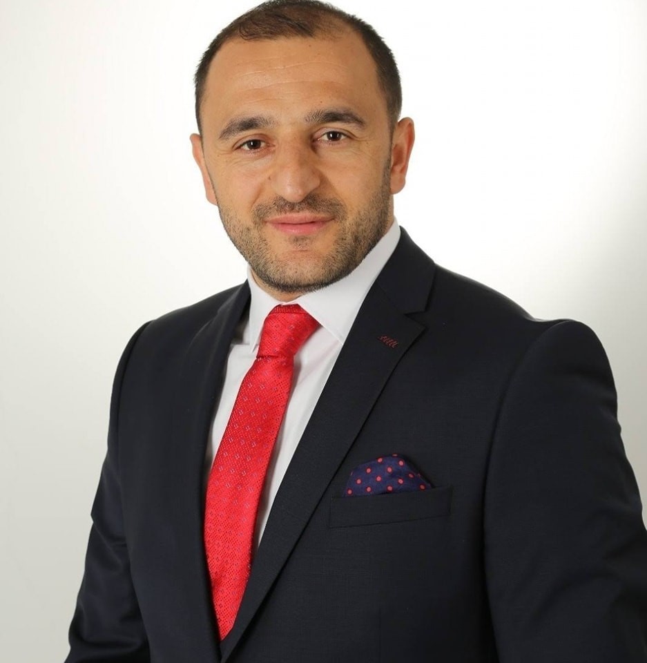 Eski Sürmene Belediyesi Başkan Yardımcısı bıçaklı saldırıda hayatını kaybetti