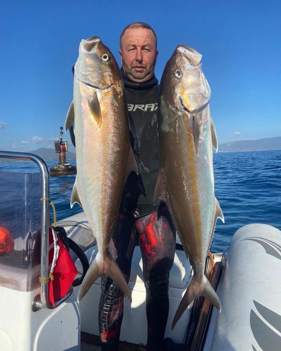 İzmir&rsquo;de eski milli sporcu kazara t&uuml;feğiyle vuruldu
