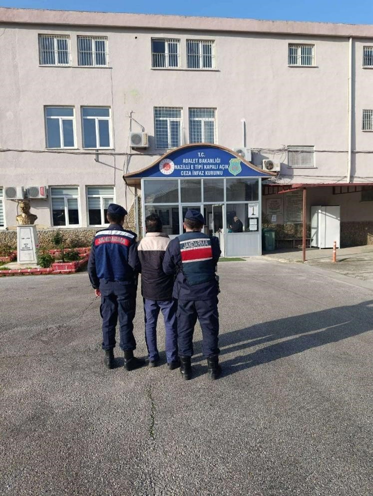 Nazilli&rsquo;de 2 aranan şahıs yakalandı
