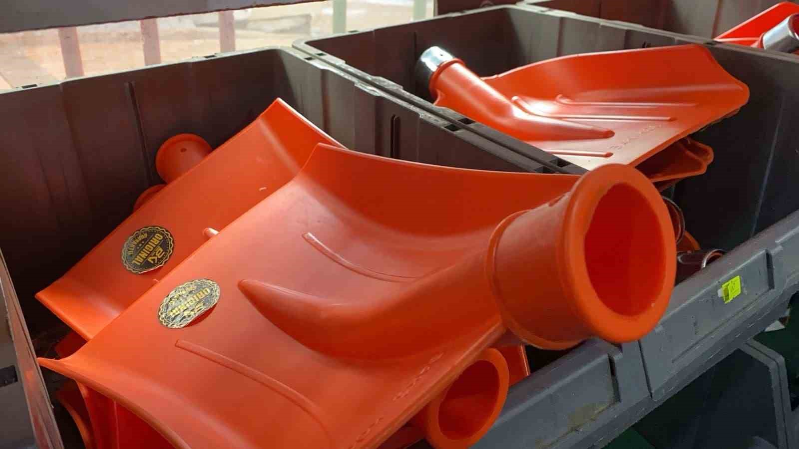 Bolu’da kar kürekleri ’yok’ sattı
