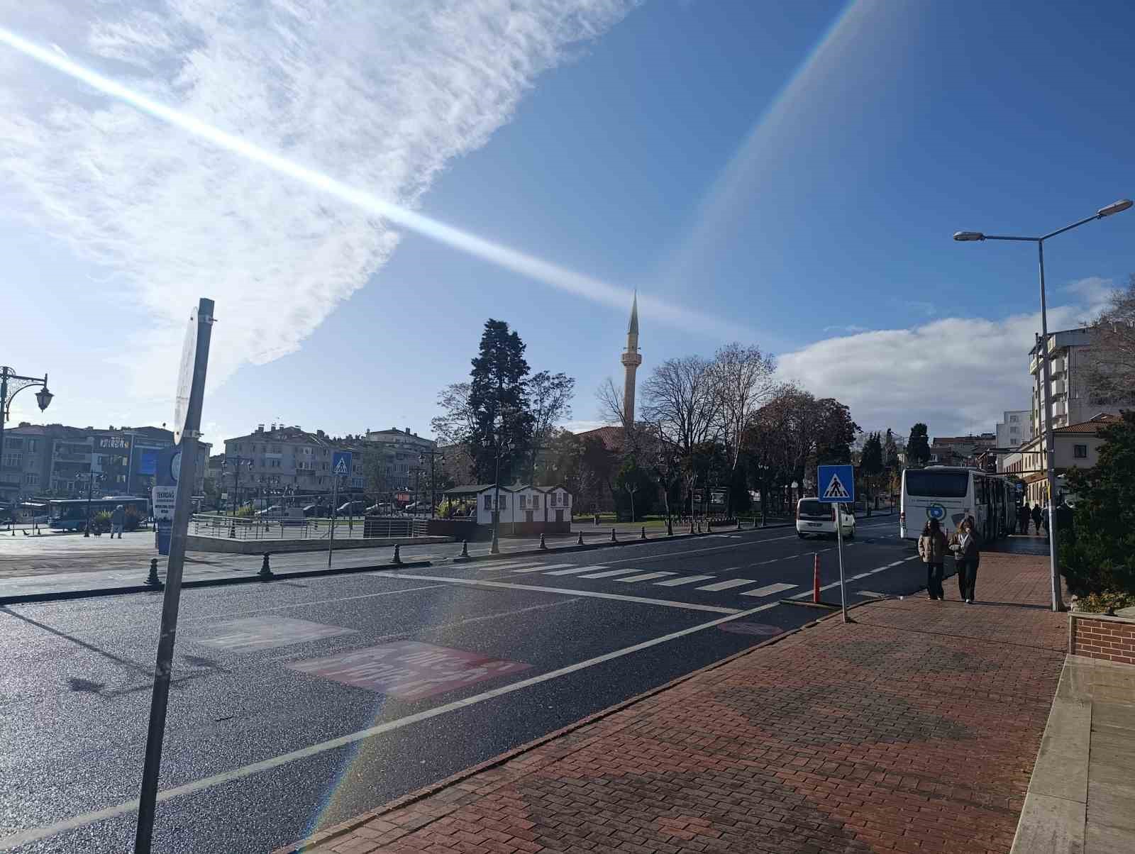 Tekirdağ&rsquo;da kuvvetli yağış sonrası tekrar g&uuml;neş a&ccedil;tı
