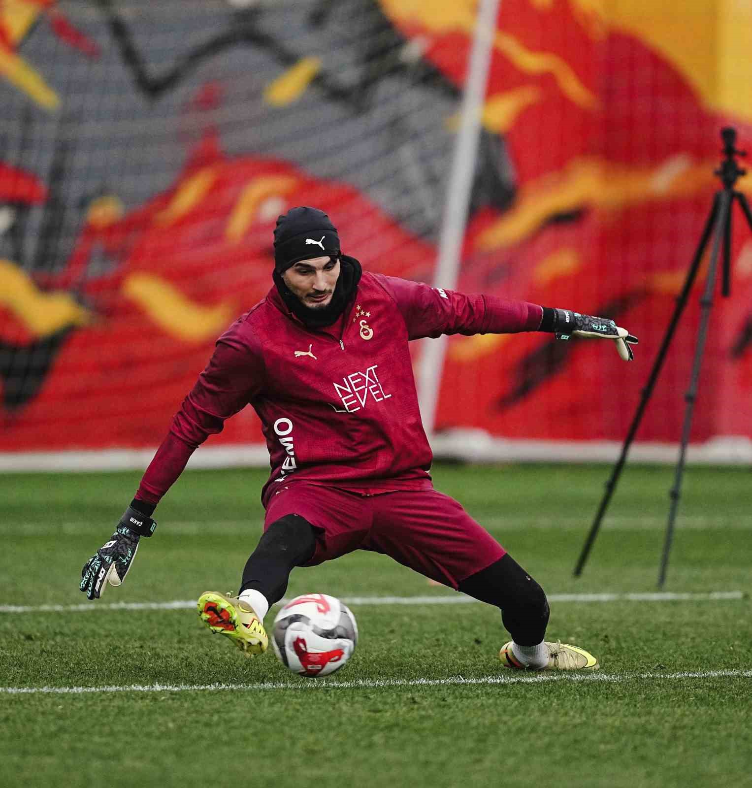 Galatasaray, Fenerbahçe derbisi hazırlıklarına devam etti