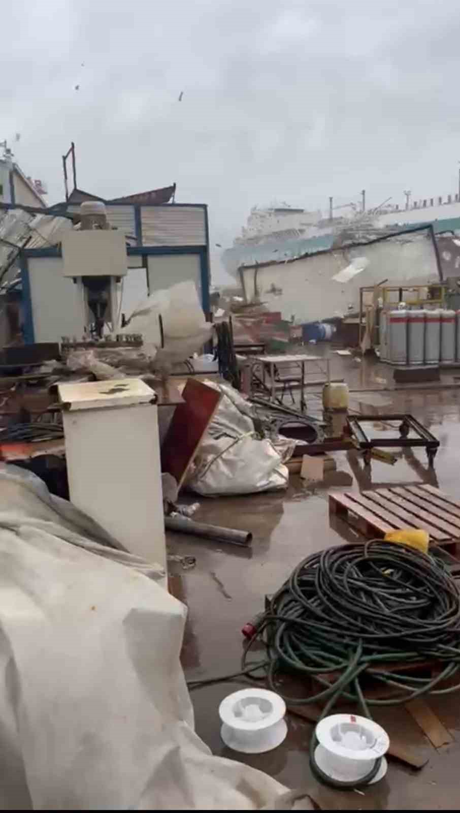 Yalova&rsquo;da devasa vin&ccedil;ler b&ouml;yle devrildi
