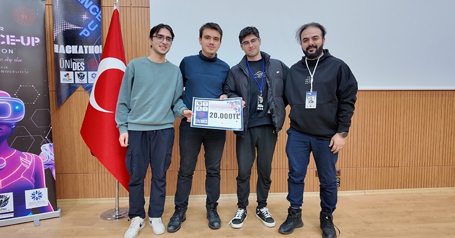 Tulpar Hackathonu&rsquo;nda yenilik&ccedil;i fikirler yarıştı
