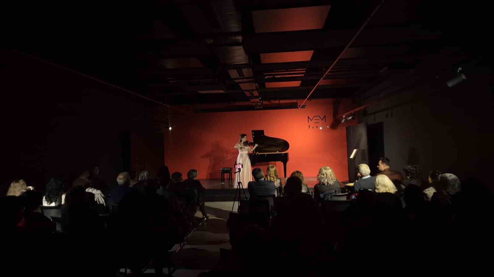 MEM Gen&ccedil; Sahne&rsquo;de yılın ilk konseri
