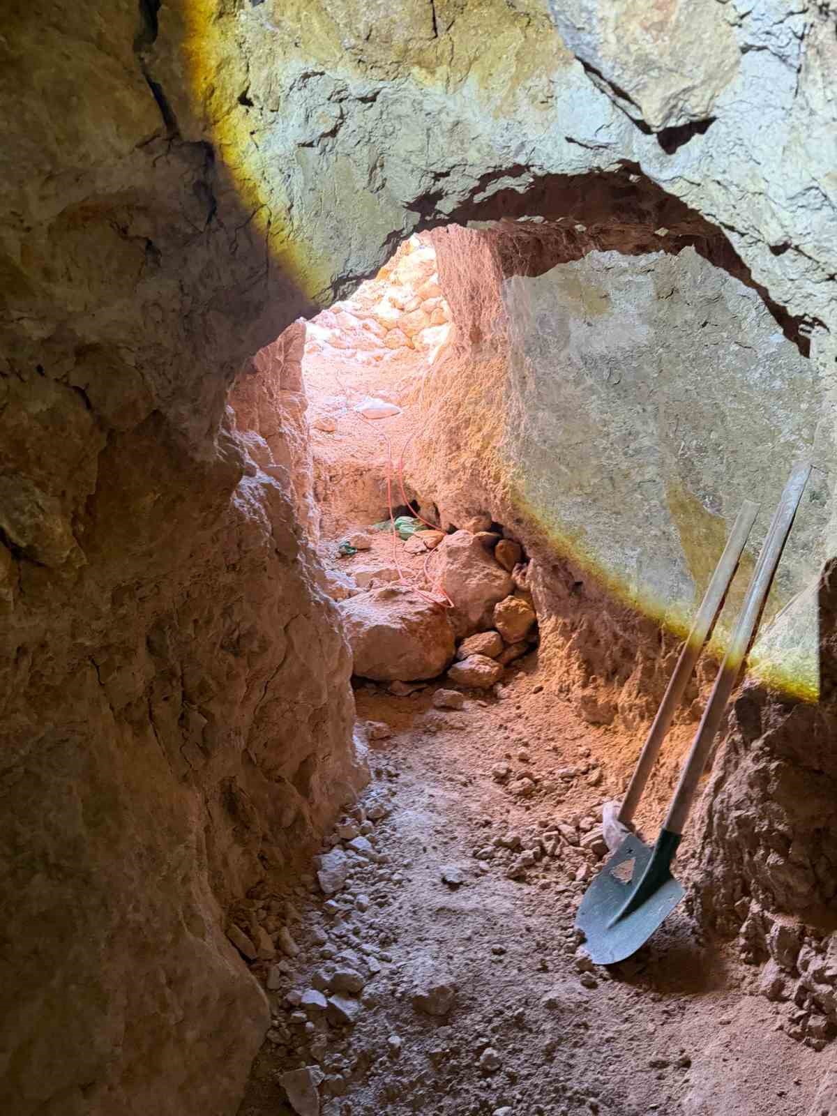 Jandarmadan Tokat&rsquo;ta ka&ccedil;ak kazı baskını
