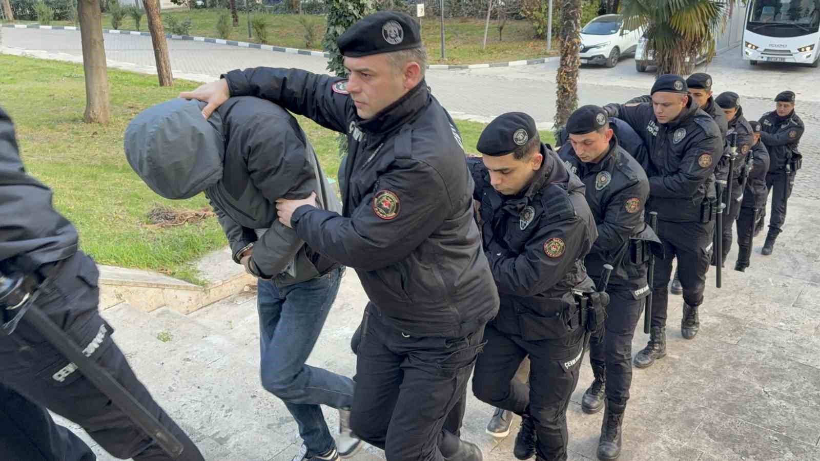 M&uuml;stehcenlik operasyonunda 17 kişi daha adliyeye sevk edildi
