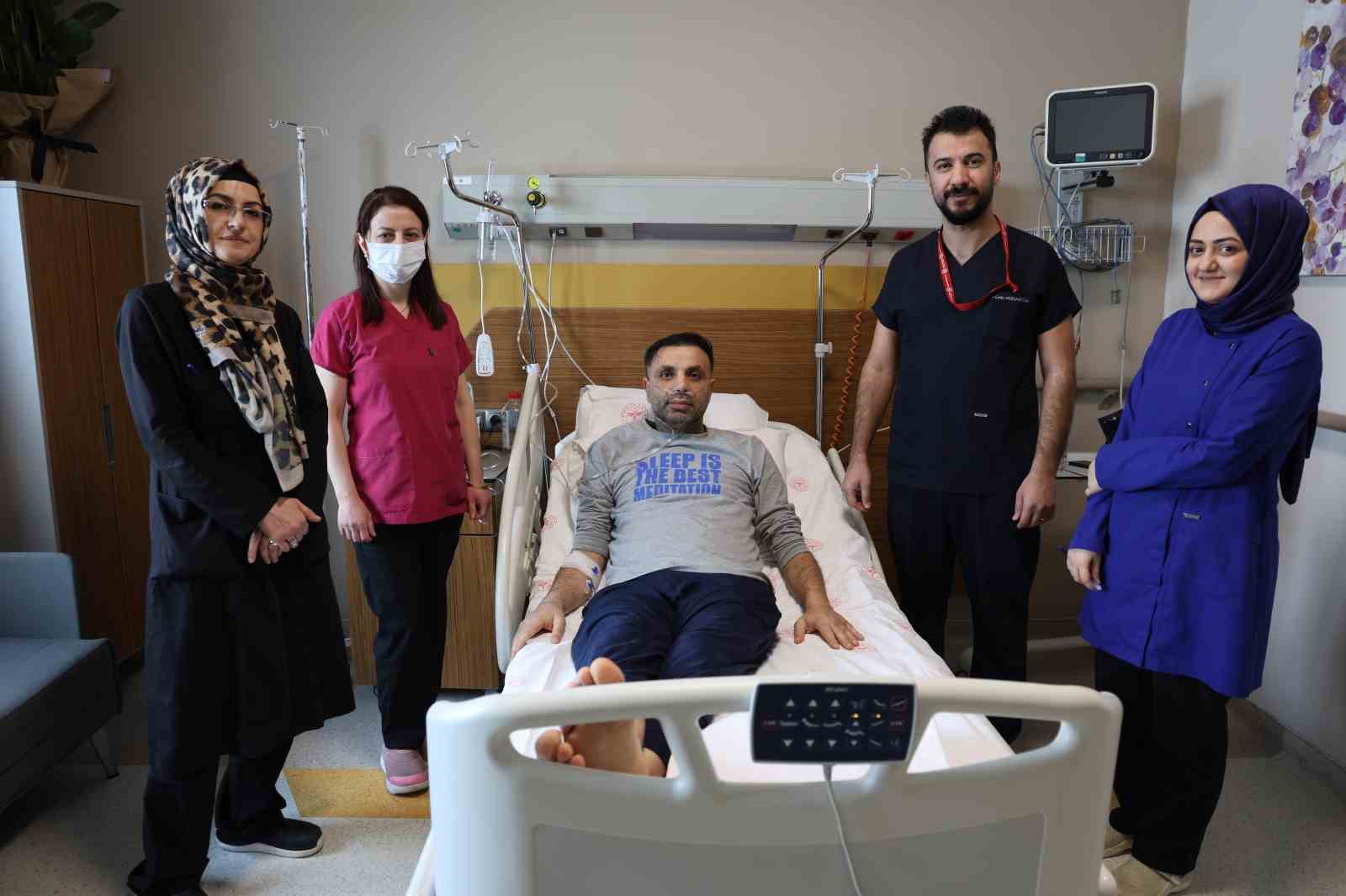 Elazığ&rsquo;da 45 yaşındaki hasta 50 dakikalık kalp masajıyla hayata d&ouml;nd&uuml;r&uuml;ld&uuml;
