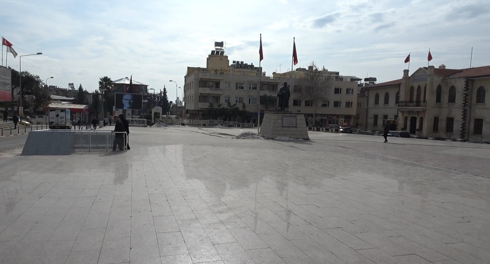 Kilis’te tuvalet mağduriyeti yaşayan vatandaşlar belediyeden çözüm bekliyor