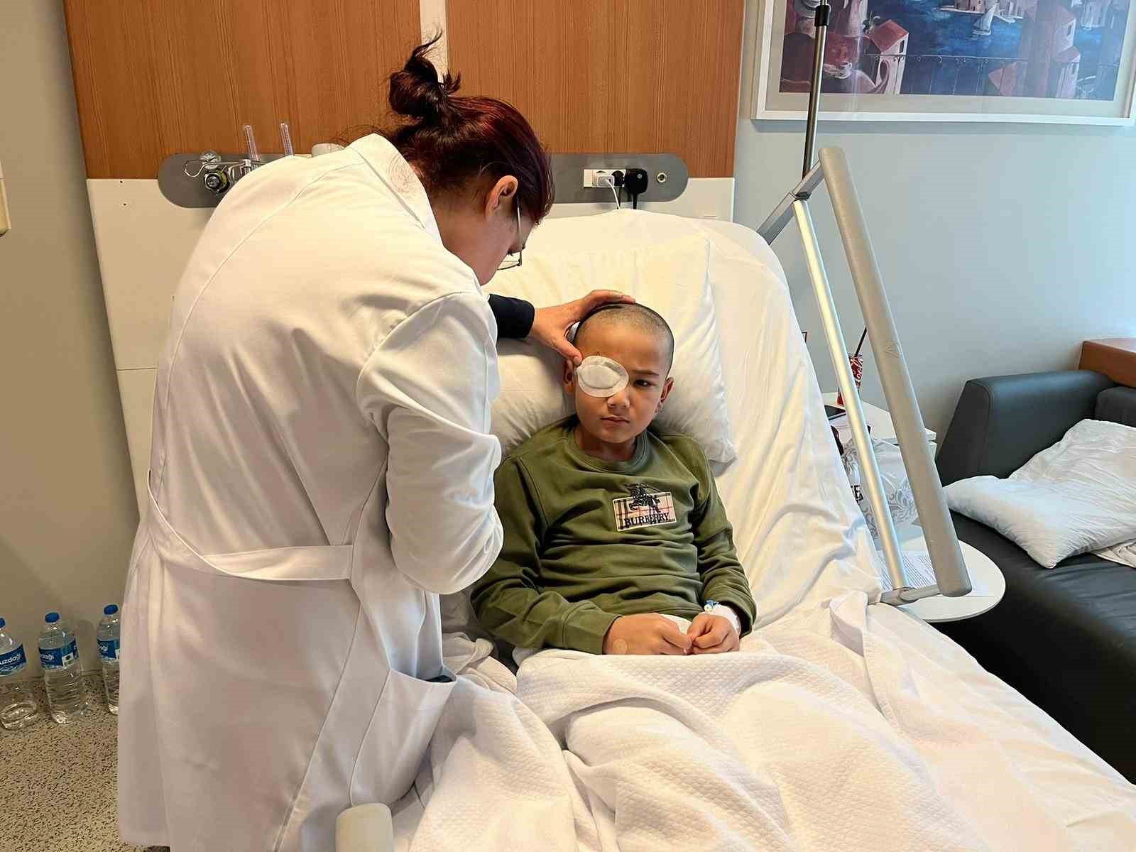 Beynine mermi saplanan çocuk hasta Memorial’daki "nöronavigasyon" teknolojili operasyonla sağlığına kavuştu