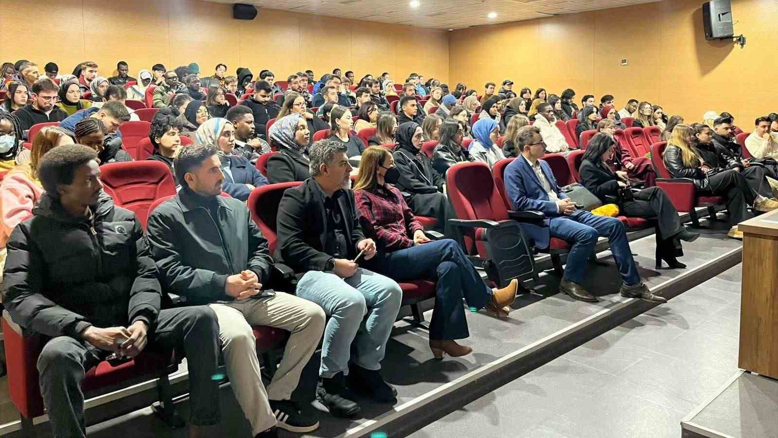 KB&Uuml;&rsquo;de kariyer planlaması ve KPSS semineri
